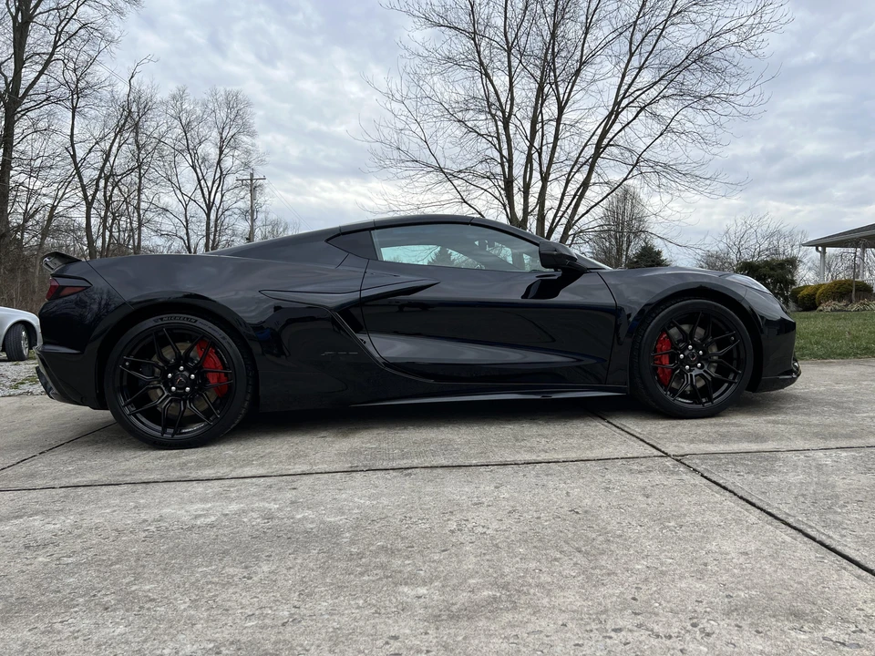 2023 Chevrolet Corvette C8 Z06 - Image 9 of 31