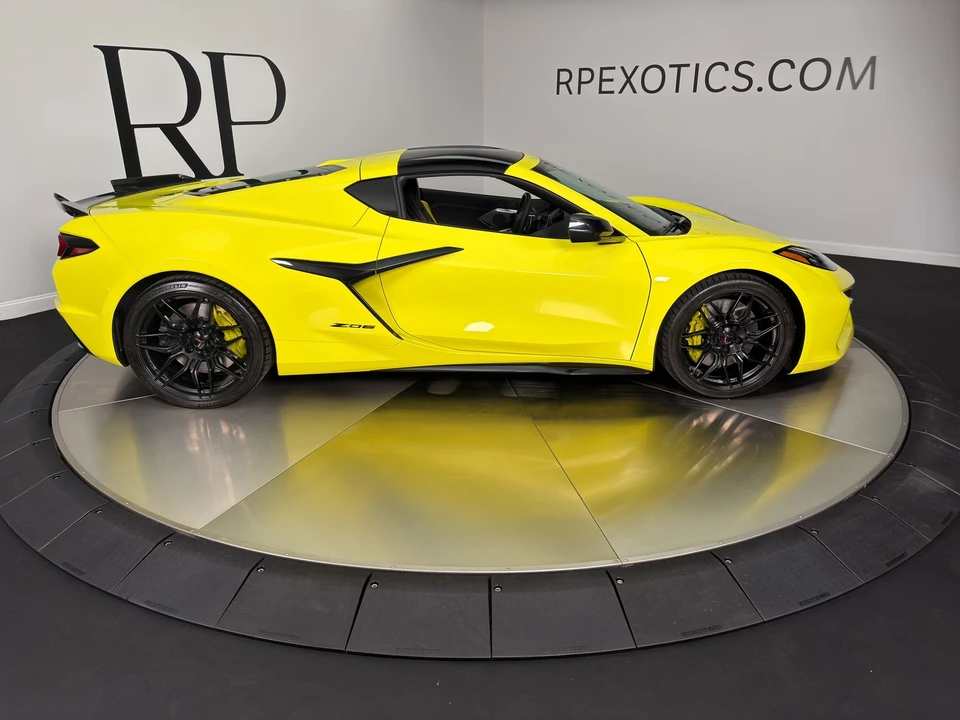 2023 Chevrolet Corvette C8 Z06 - Image 15 of 22