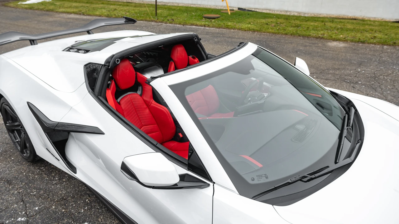 2023 Chevrolet Corvette C8 Z06 - Image 20 of 31