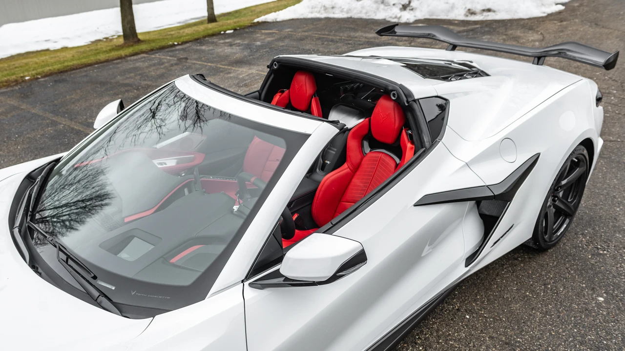 2023 Chevrolet Corvette C8 Z06 - Image 18 of 31