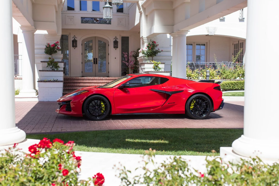 2023 Chevrolet Corvette C8 Z06 - Image 14 of 31