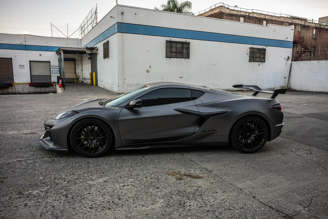 2023 Chevrolet Corvette C8 Z06 - Image 7 of 31