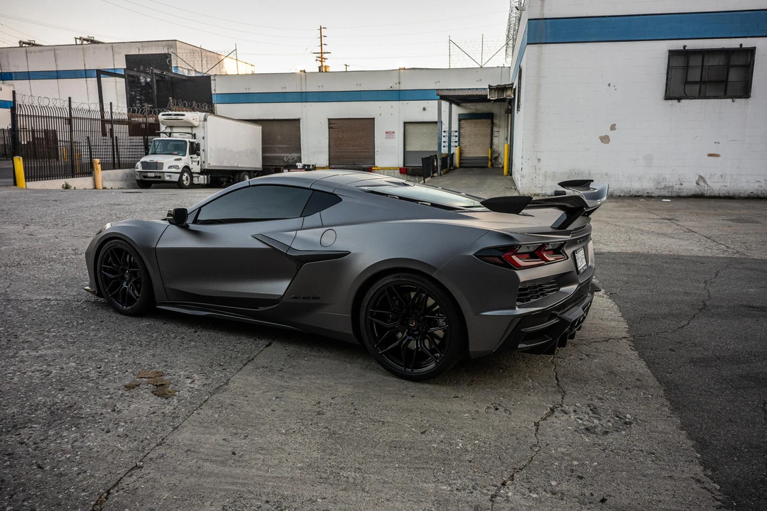 2023 Chevrolet Corvette C8 Z06 - Image 8 of 31