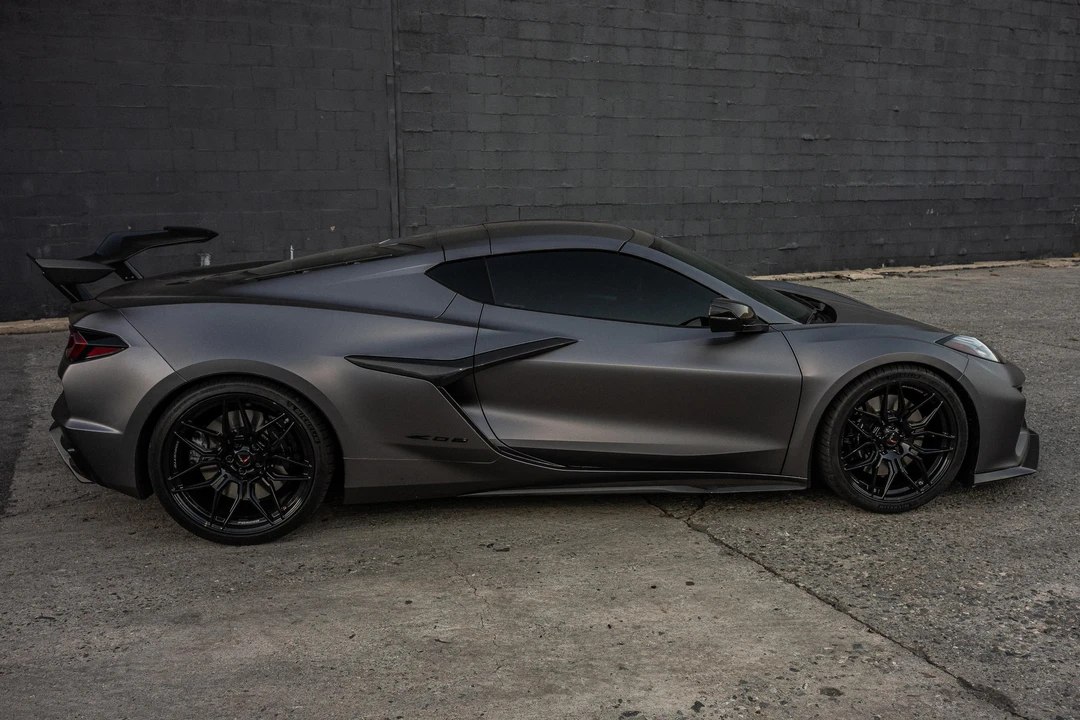 2023 Chevrolet Corvette C8 Z06 - Image 3 of 31