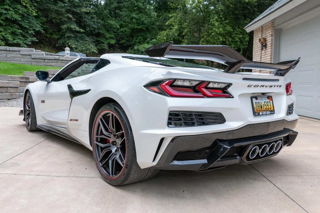 2023 Chevrolet Corvette C8 Z06 - Image 4 of 31