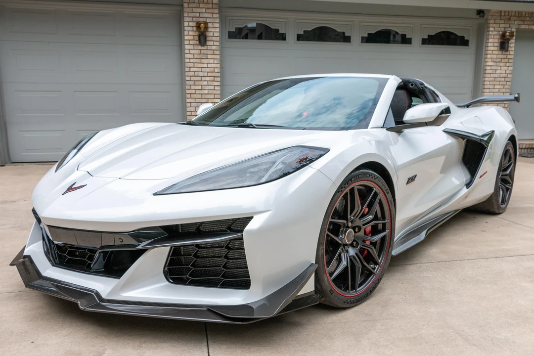 2023 Chevrolet Corvette C8 Z06 - Image 3 of 31