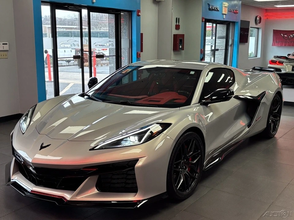 2023 Chevrolet Corvette C8 Z06 - Image 6 of 21