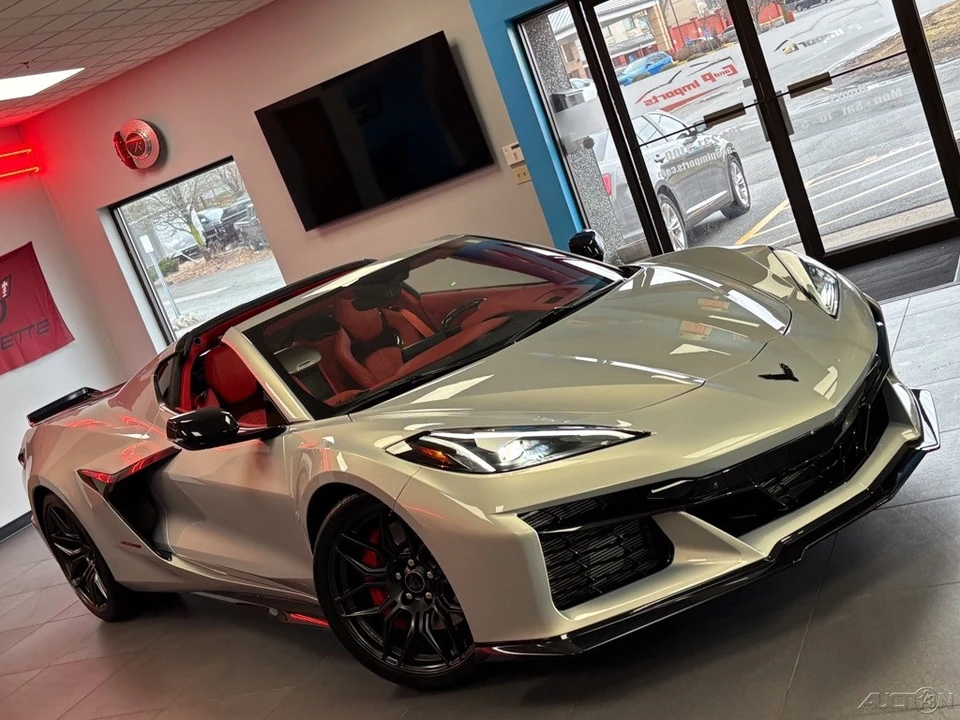 2023 Chevrolet Corvette C8 Z06 - Image 3 of 24