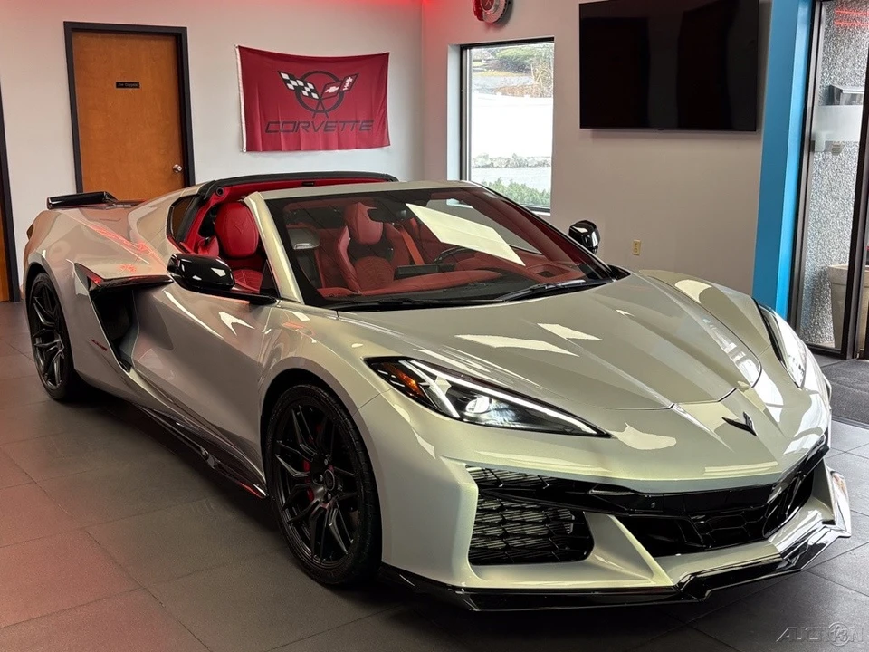 2023 Chevrolet Corvette C8 Z06 - Image 14 of 24