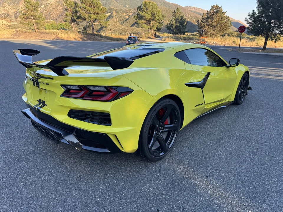 2023 Chevrolet Corvette C8 Z06 - Image 24 of 31