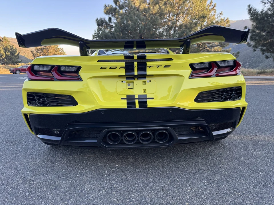 2023 Chevrolet Corvette C8 Z06 - Image 29 of 31
