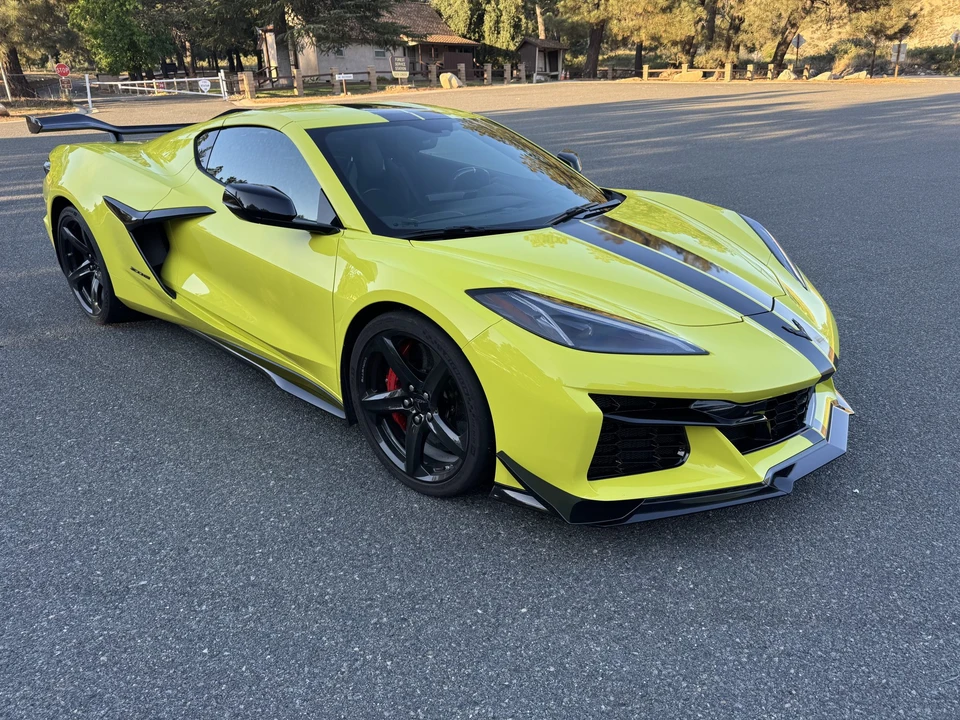 2023 Chevrolet Corvette C8 Z06 - Image 18 of 31