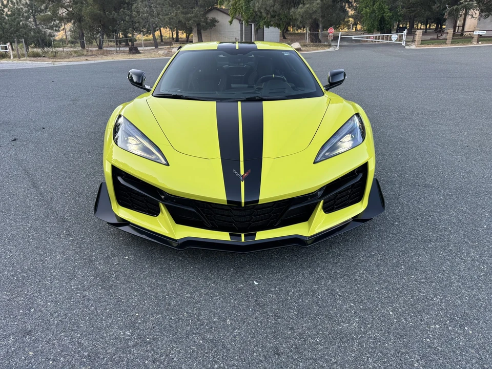 2023 Chevrolet Corvette C8 Z06 - Image 12 of 31