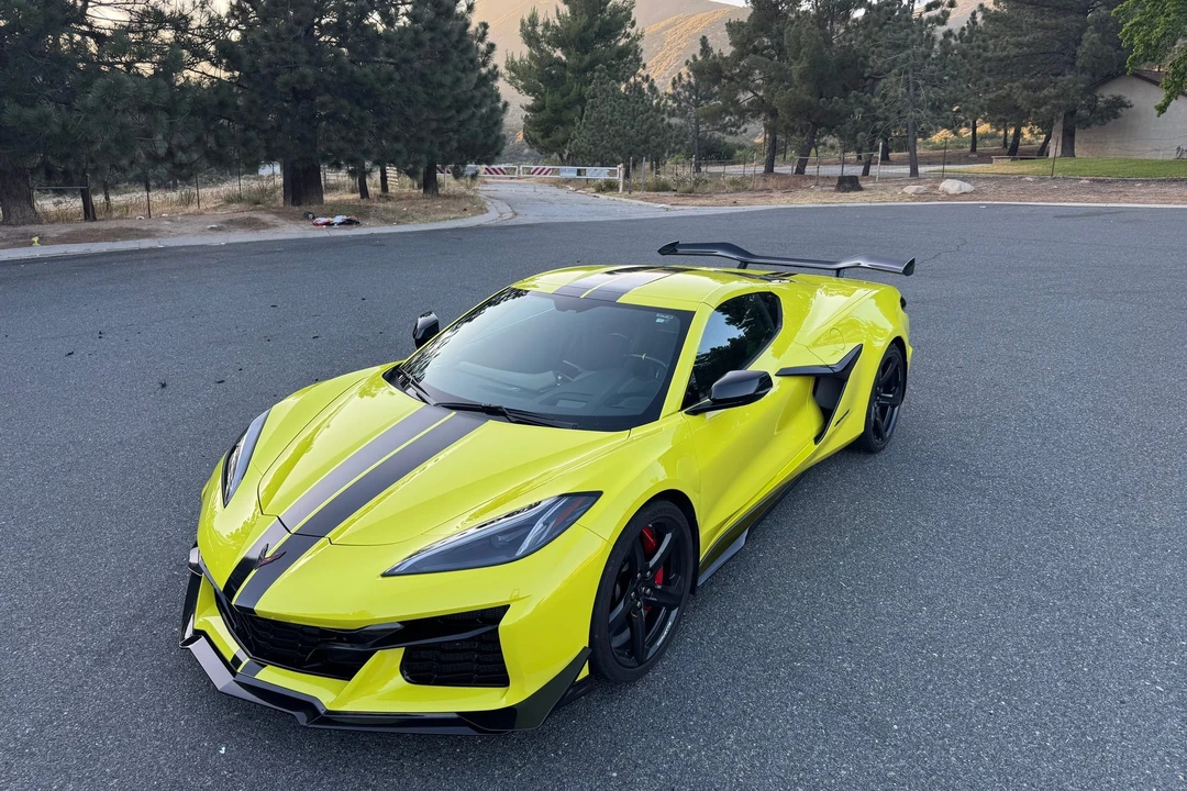 2023 Chevrolet Corvette C8 Z06 - Image 3 of 31
