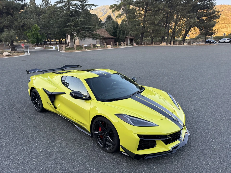 2023 Chevrolet Corvette C8 Z06 - Image 20 of 31