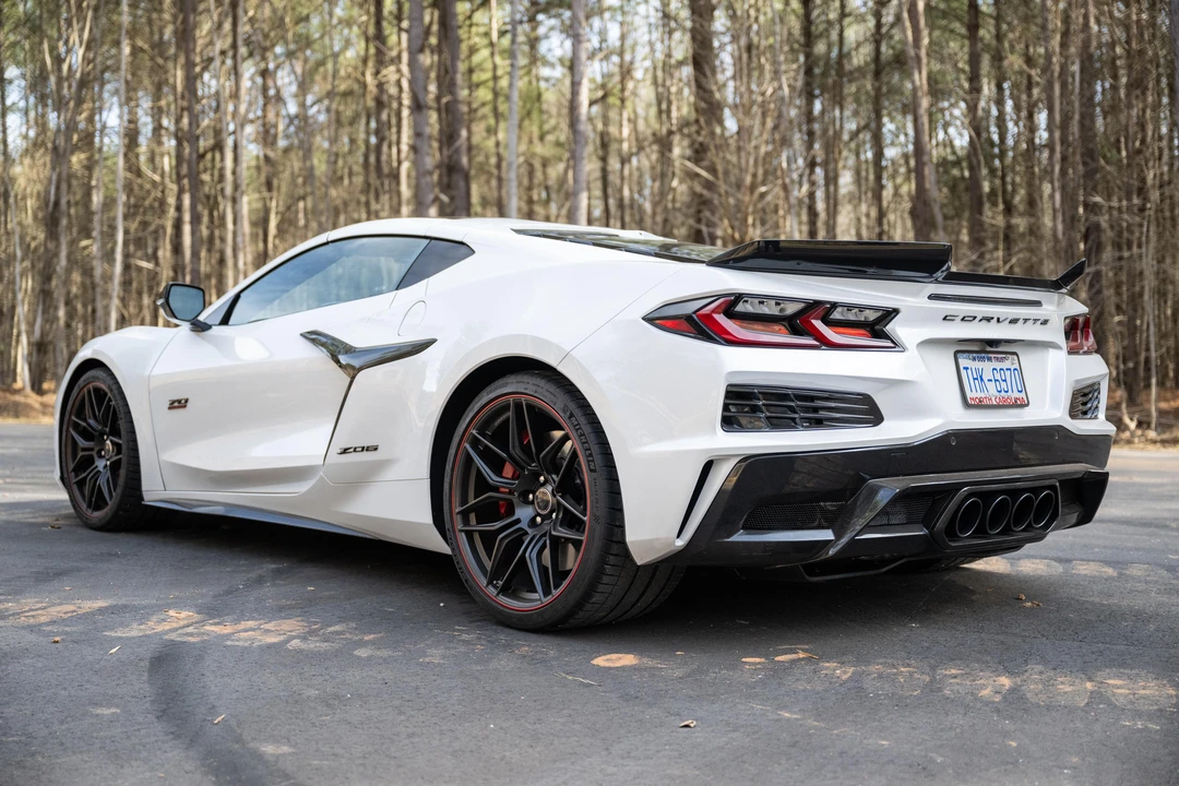 2023 Chevrolet Corvette C8 Z06 - Image 7 of 31