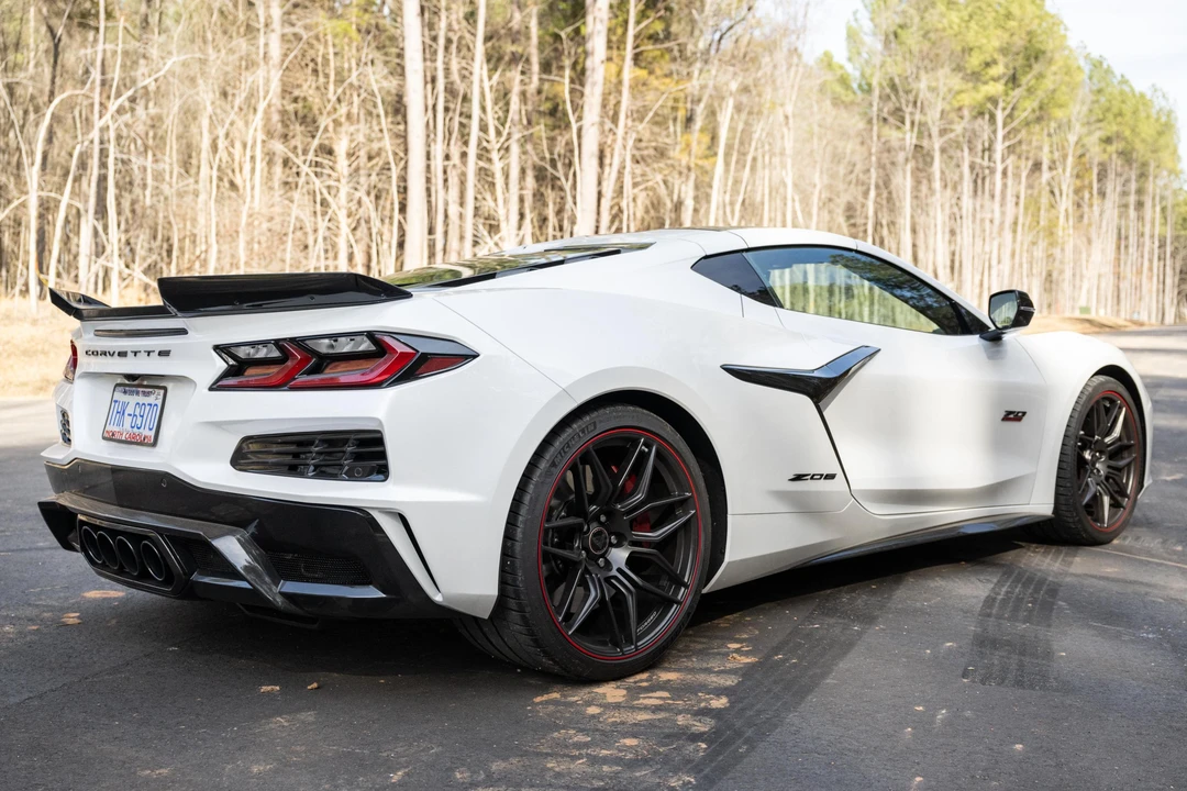 2023 Chevrolet Corvette C8 Z06 - Image 4 of 31