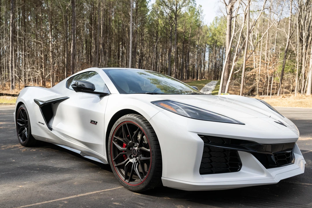 2023 Chevrolet Corvette C8 Z06 - Image 8 of 31