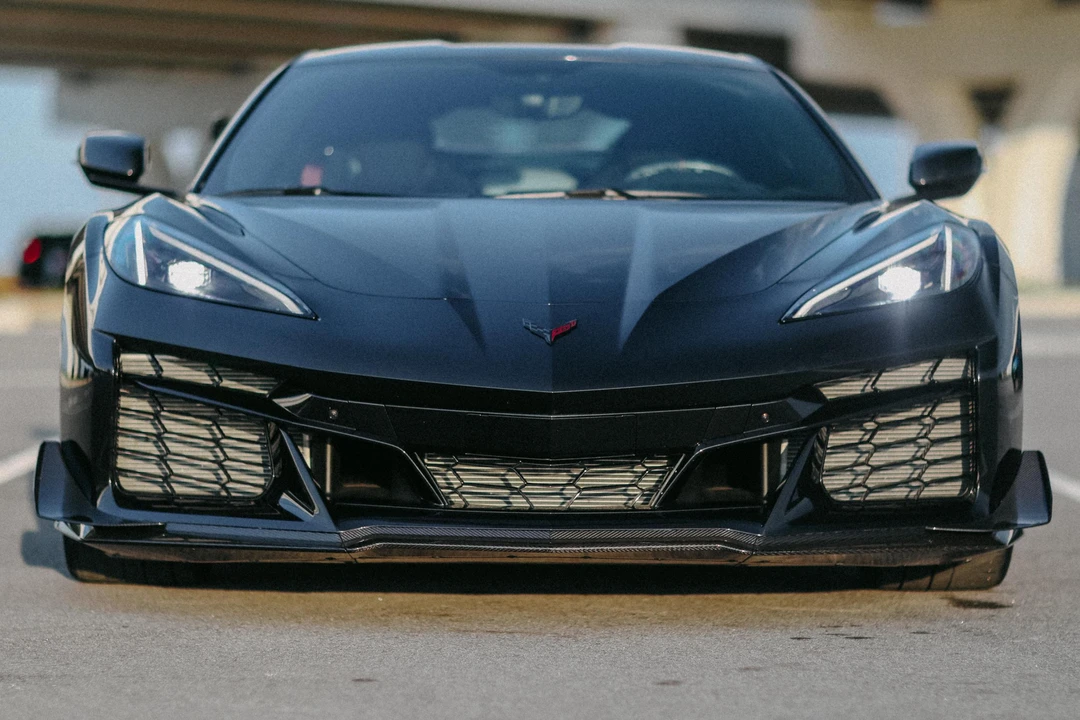 2023 Chevrolet Corvette C8 Z06 - Image 2 of 31
