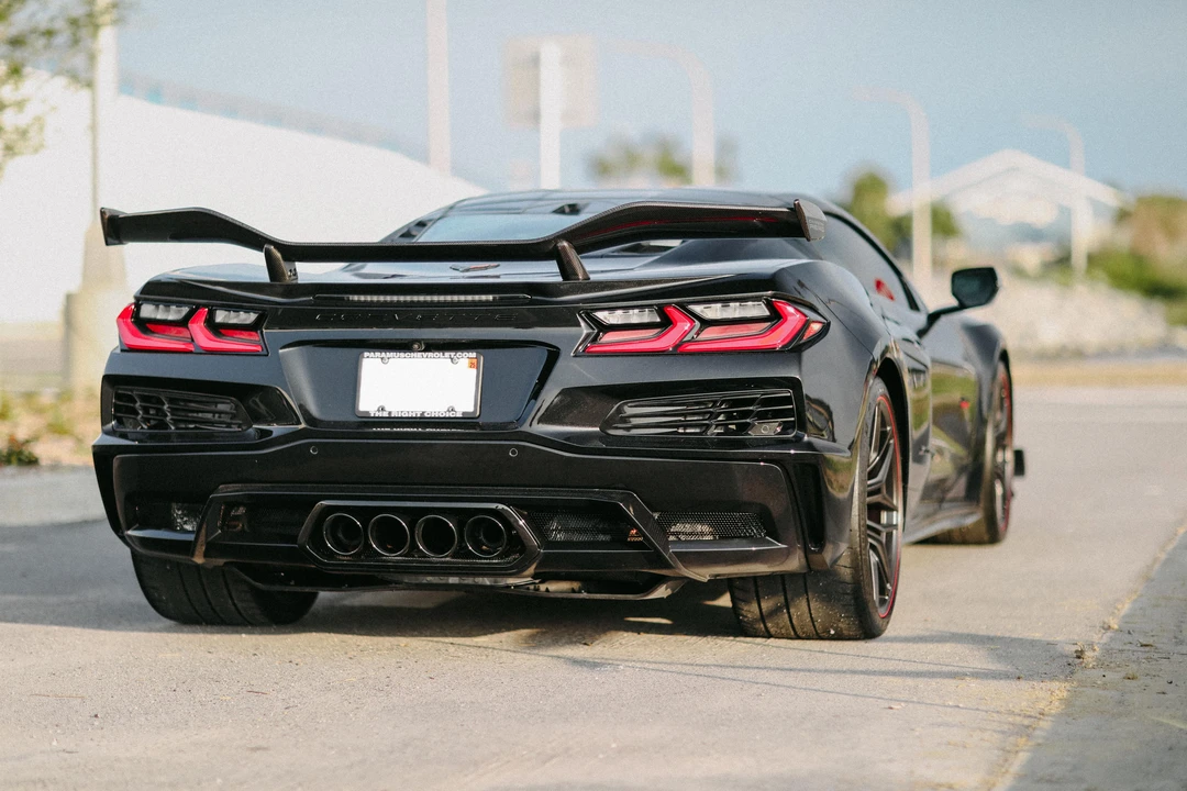 2023 Chevrolet Corvette C8 Z06 - Image 19 of 31