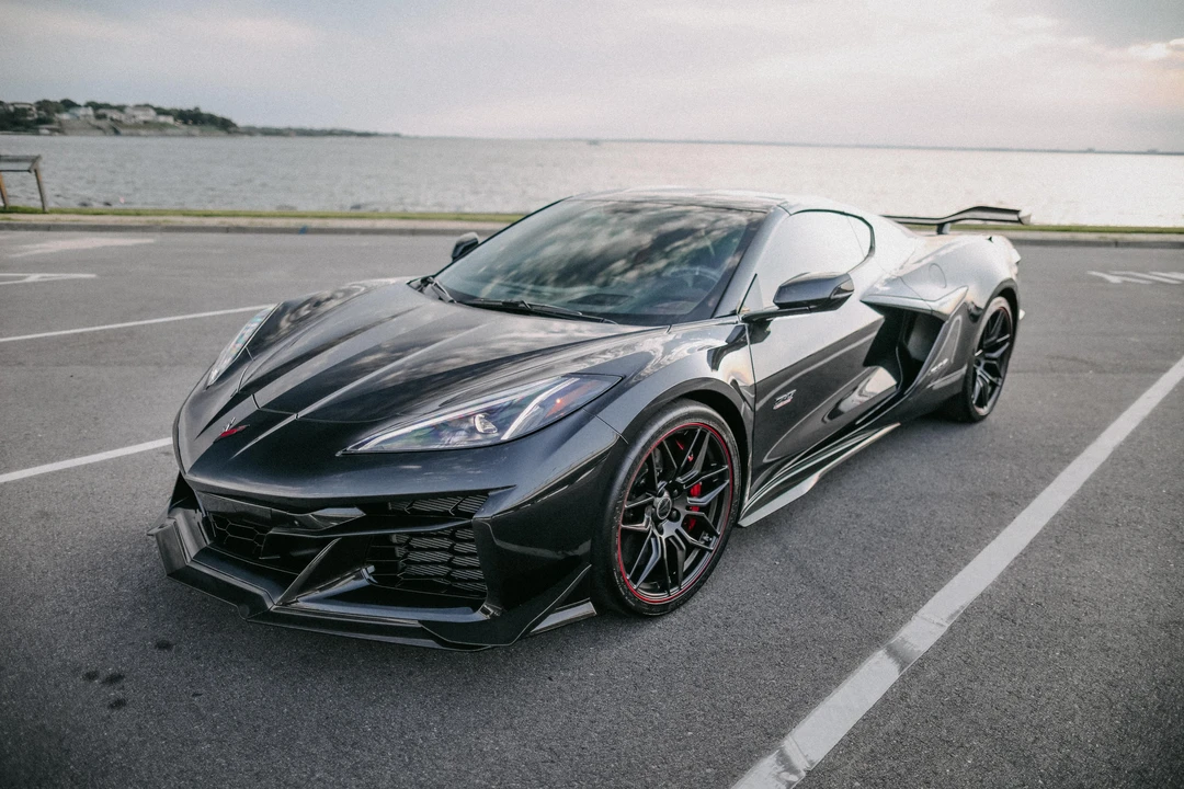 2023 Chevrolet Corvette C8 Z06 - Image 8 of 31