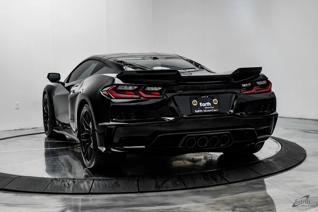 2023 Chevrolet Corvette C8 Z06 - Image 10 of 12