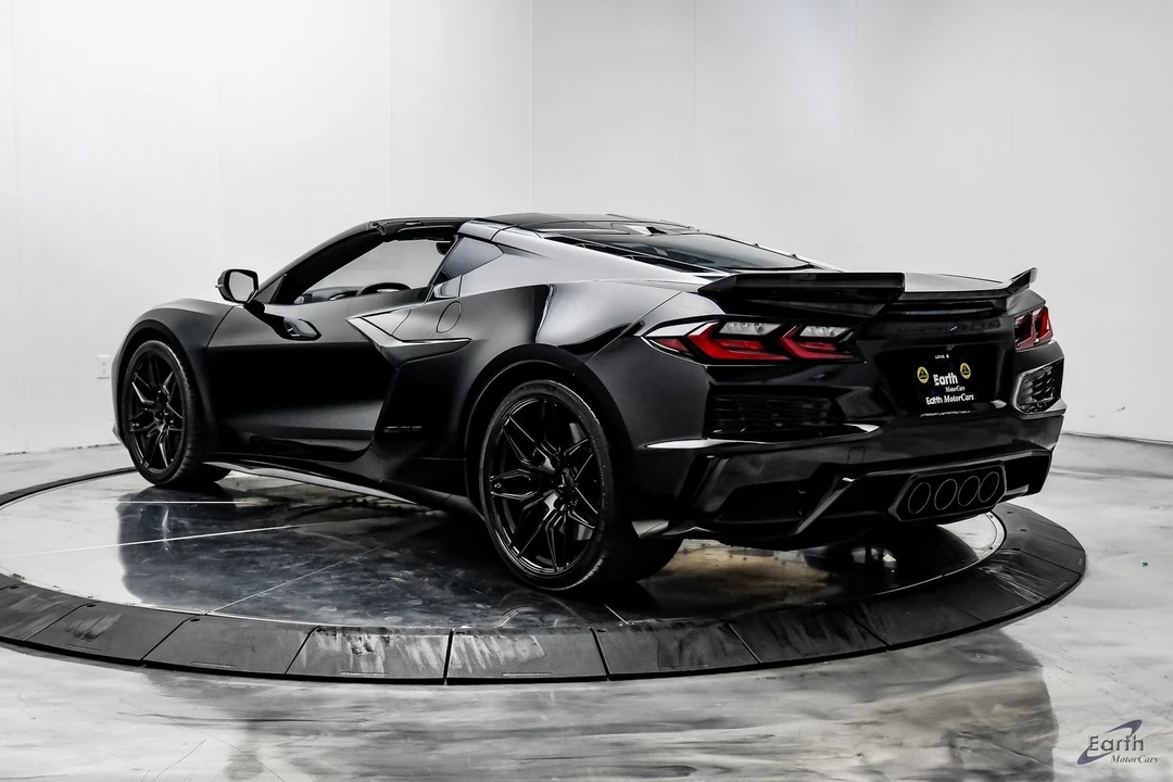2023 Chevrolet Corvette C8 Z06 - Image 9 of 12