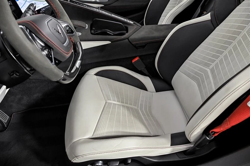 2023 Chevrolet Corvette C8 Z06 - Image 28 of 31