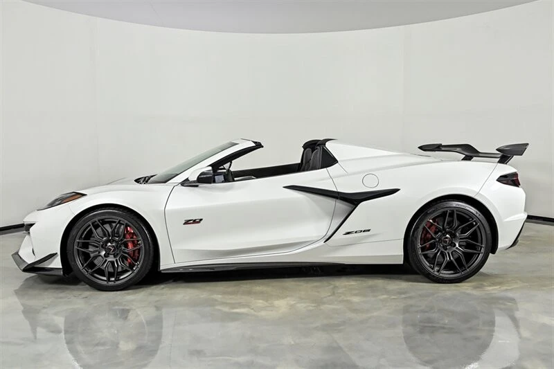 2023 Chevrolet Corvette C8 Z06 - Image 10 of 31