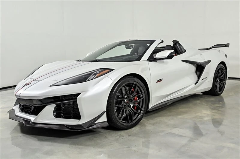 2023 Chevrolet Corvette C8 Z06 - Image 8 of 31