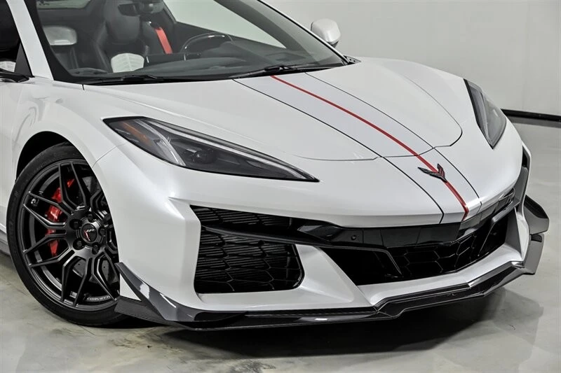 2023 Chevrolet Corvette C8 Z06 - Image 3 of 31