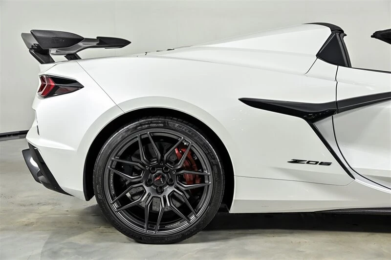 2023 Chevrolet Corvette C8 Z06 - Image 16 of 31