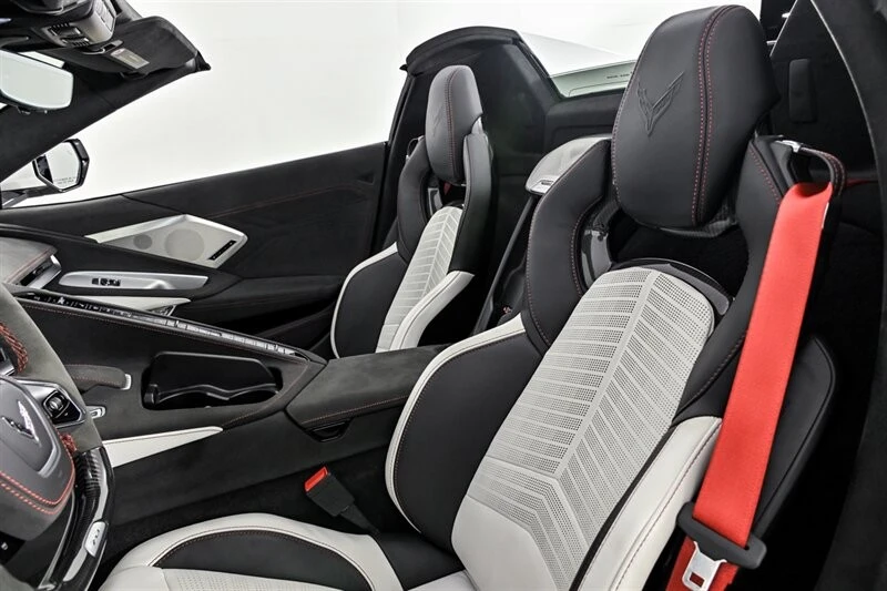 2023 Chevrolet Corvette C8 Z06 - Image 29 of 31