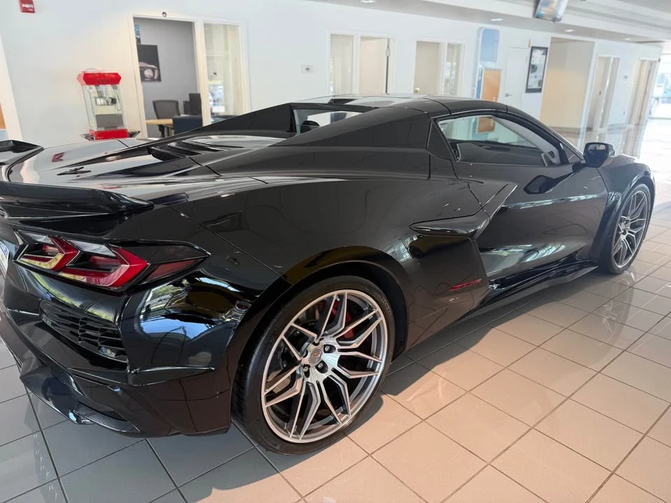 2023 Chevrolet Corvette C8 Z06 - Image 6 of 10