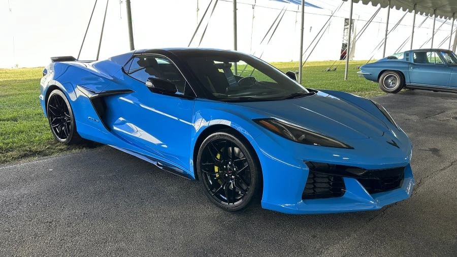2023 Chevrolet Corvette C8 Z06 - Image 3 of 5