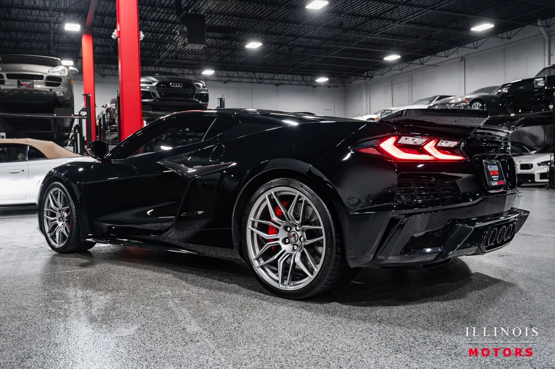 2023 Chevrolet Corvette C8 Z06 - Image 2 of 21