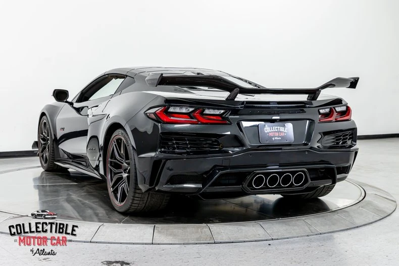 2023 Chevrolet Corvette C8 Z06 - Image 16 of 31