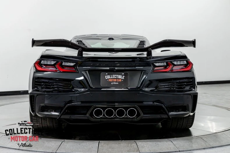 2023 Chevrolet Corvette C8 Z06 - Image 18 of 31