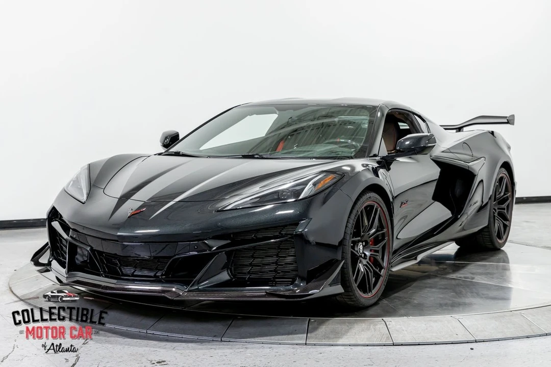 2023 Chevrolet Corvette C8 Z06 - Image 8 of 31
