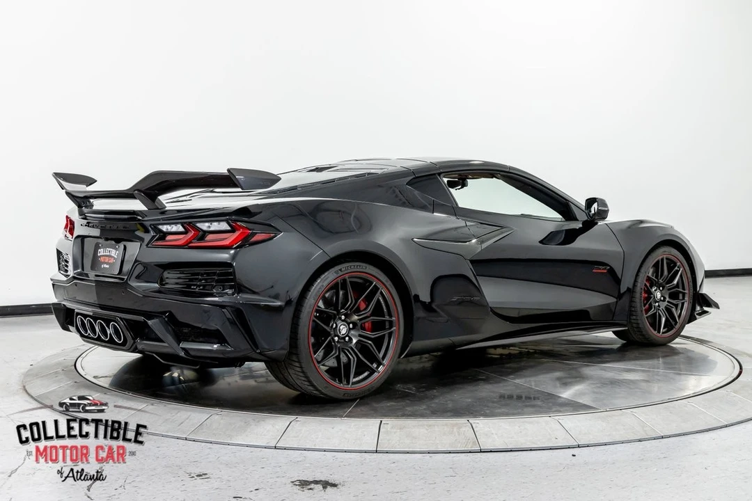 2023 Chevrolet Corvette C8 Z06 - Image 22 of 31