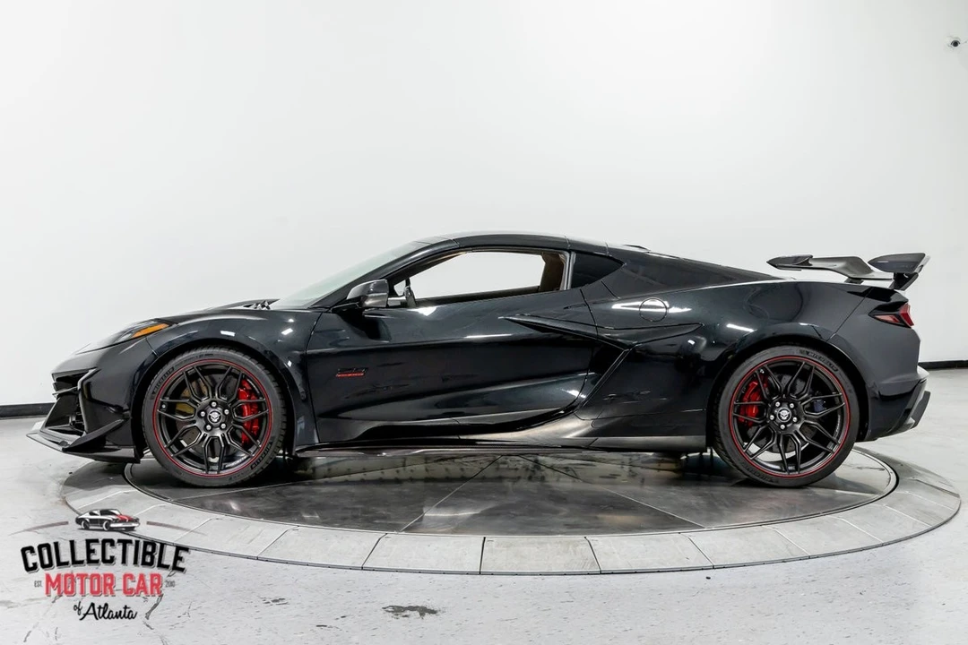 2023 Chevrolet Corvette C8 Z06 - Image 12 of 31