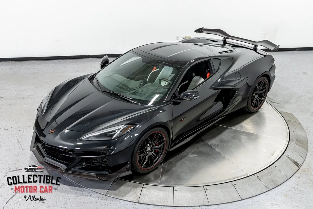 2023 Chevrolet Corvette C8 Z06 - Image 17 of 31