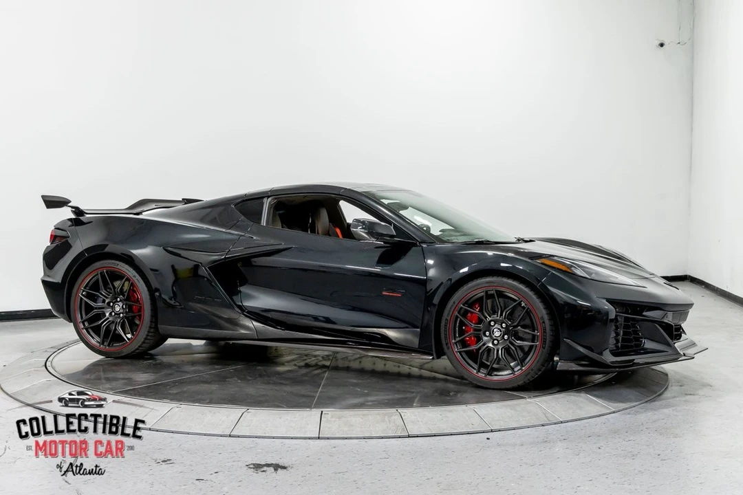 2023 Chevrolet Corvette C8 Z06 - Image 25 of 31