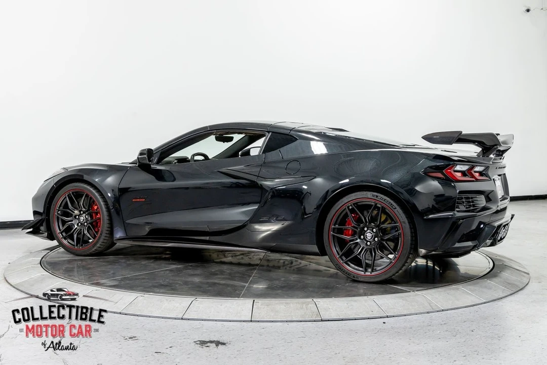 2023 Chevrolet Corvette C8 Z06 - Image 13 of 31