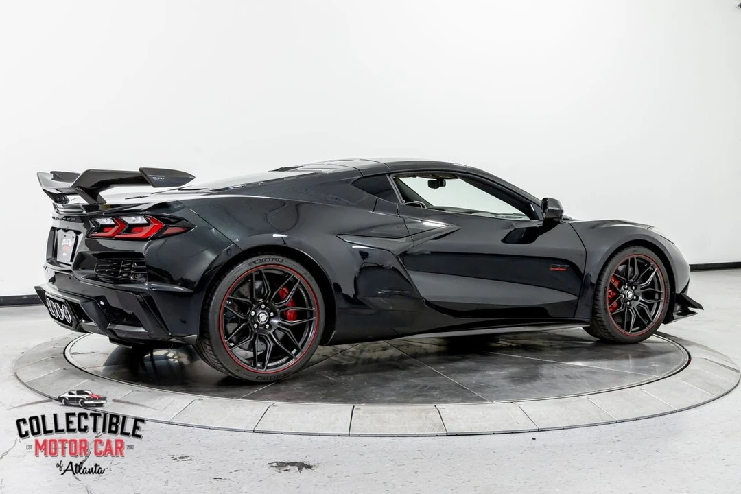 2023 Chevrolet Corvette C8 Z06 - Image 23 of 31