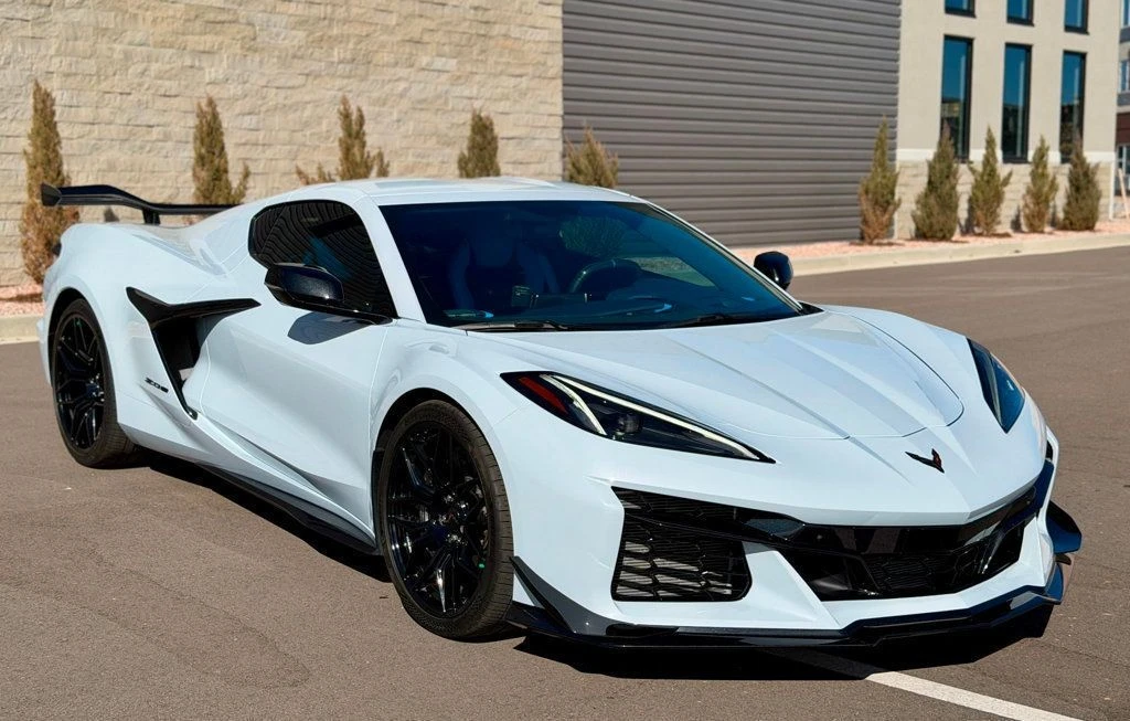 2023 Chevrolet Corvette C8 Z06 - Image 3 of 12