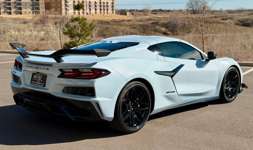 2023 Chevrolet Corvette C8 Z06 - Image 7 of 12