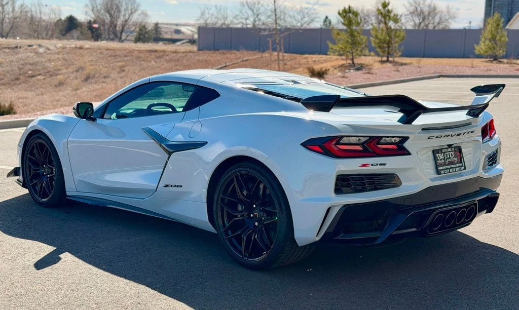 2023 Chevrolet Corvette C8 Z06 - Image 9 of 12
