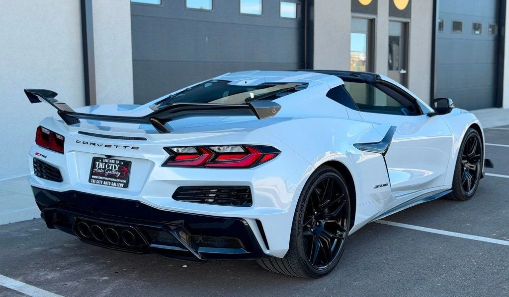 2023 Chevrolet Corvette C8 Z06 - Image 10 of 12