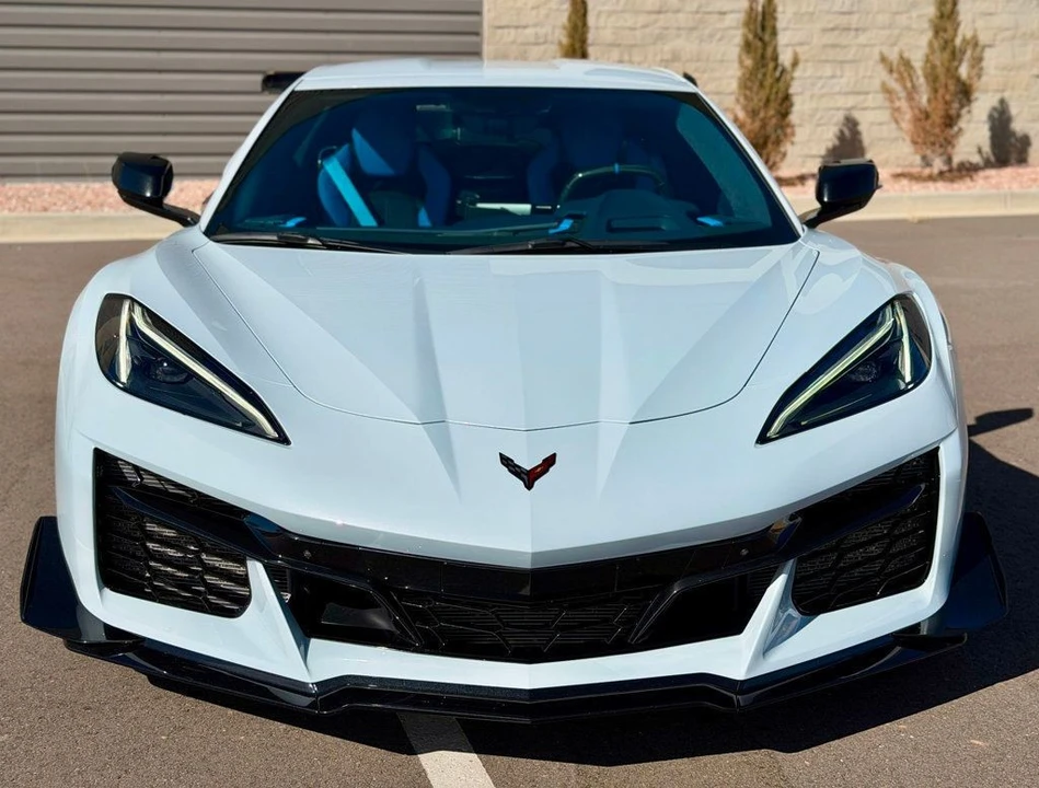 2023 Chevrolet Corvette C8 Z06 - Image 2 of 12